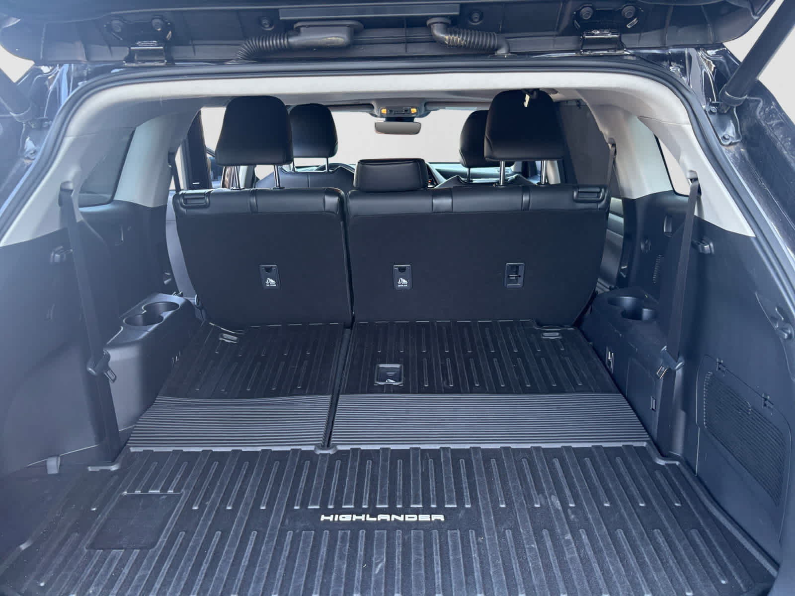 Used 2021 Toyota Highlander SUV