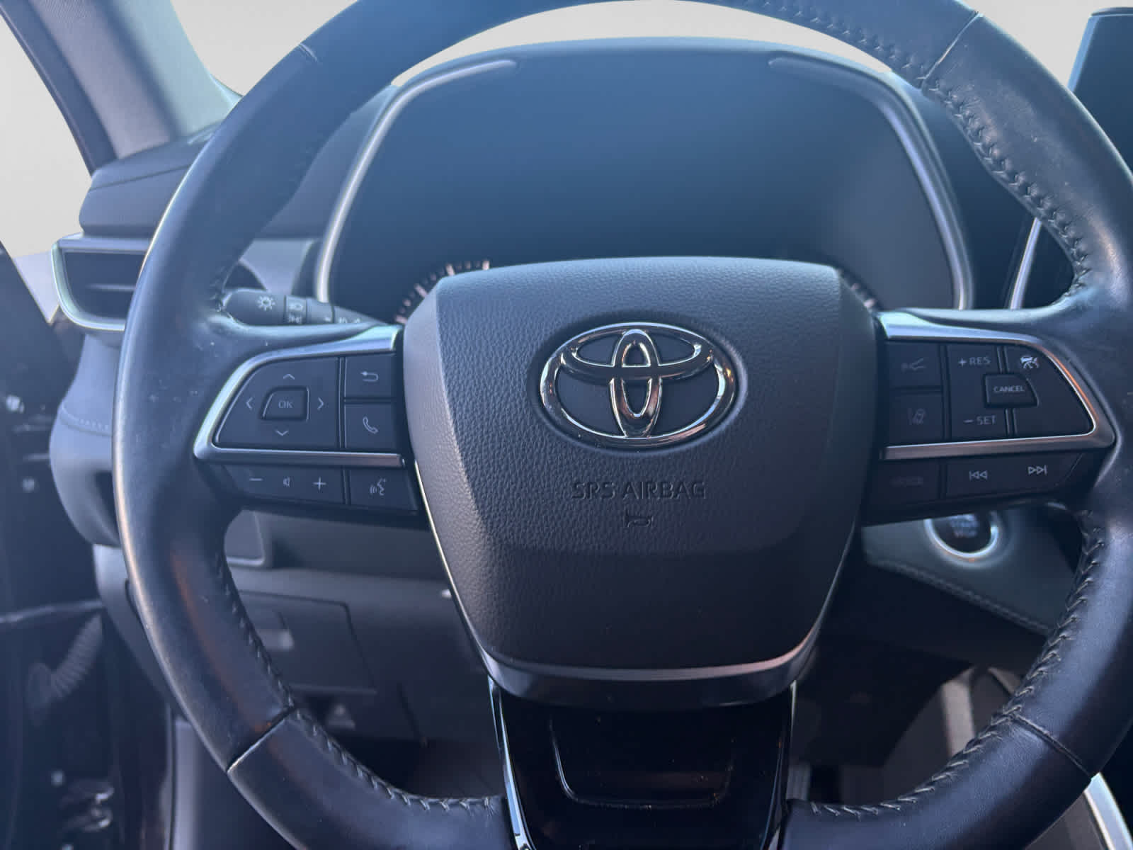 Used 2021 Toyota Highlander SUV