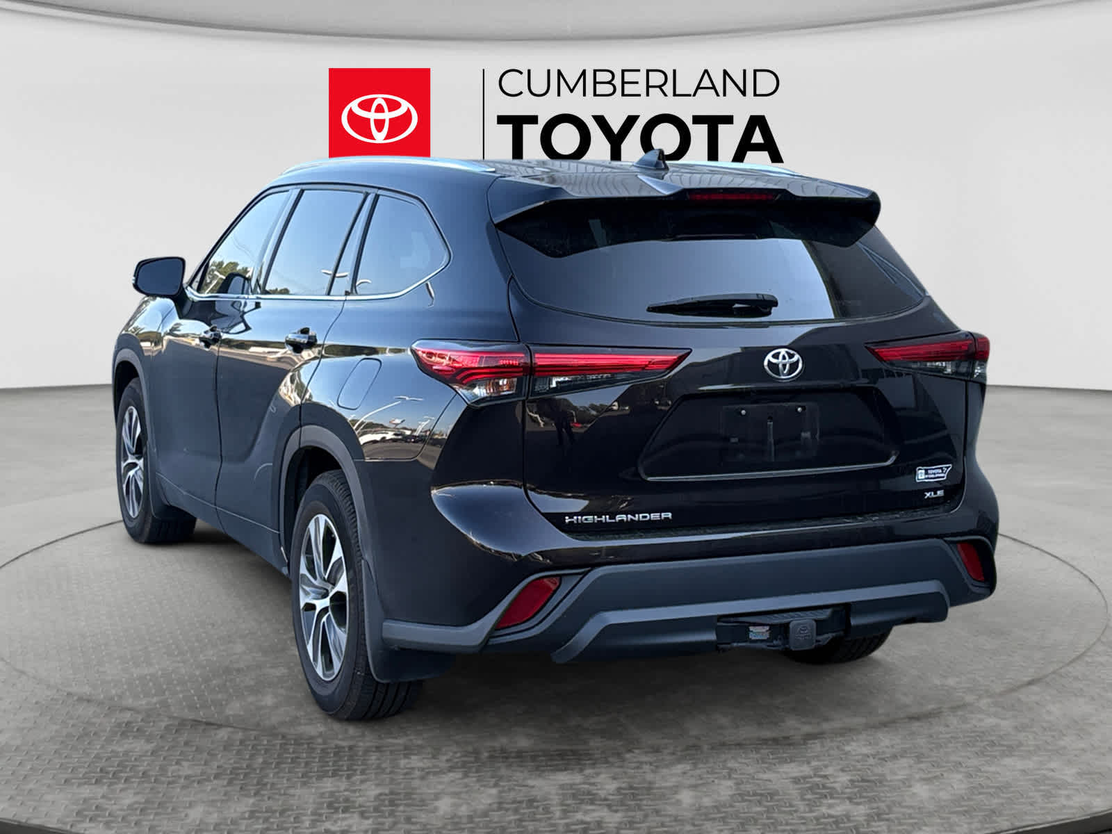 Used 2021 Toyota Highlander SUV