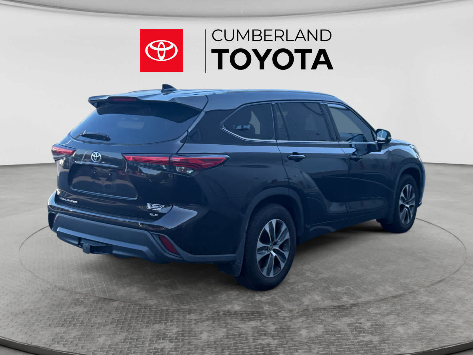Used 2021 Toyota Highlander SUV