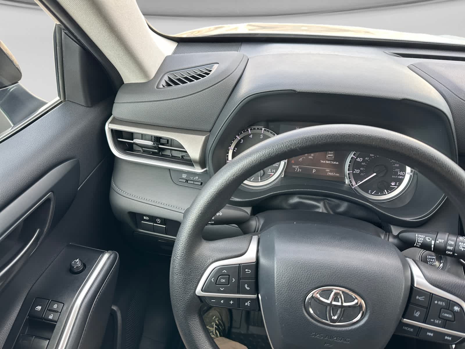 Used 2023 Toyota Highlander SUV