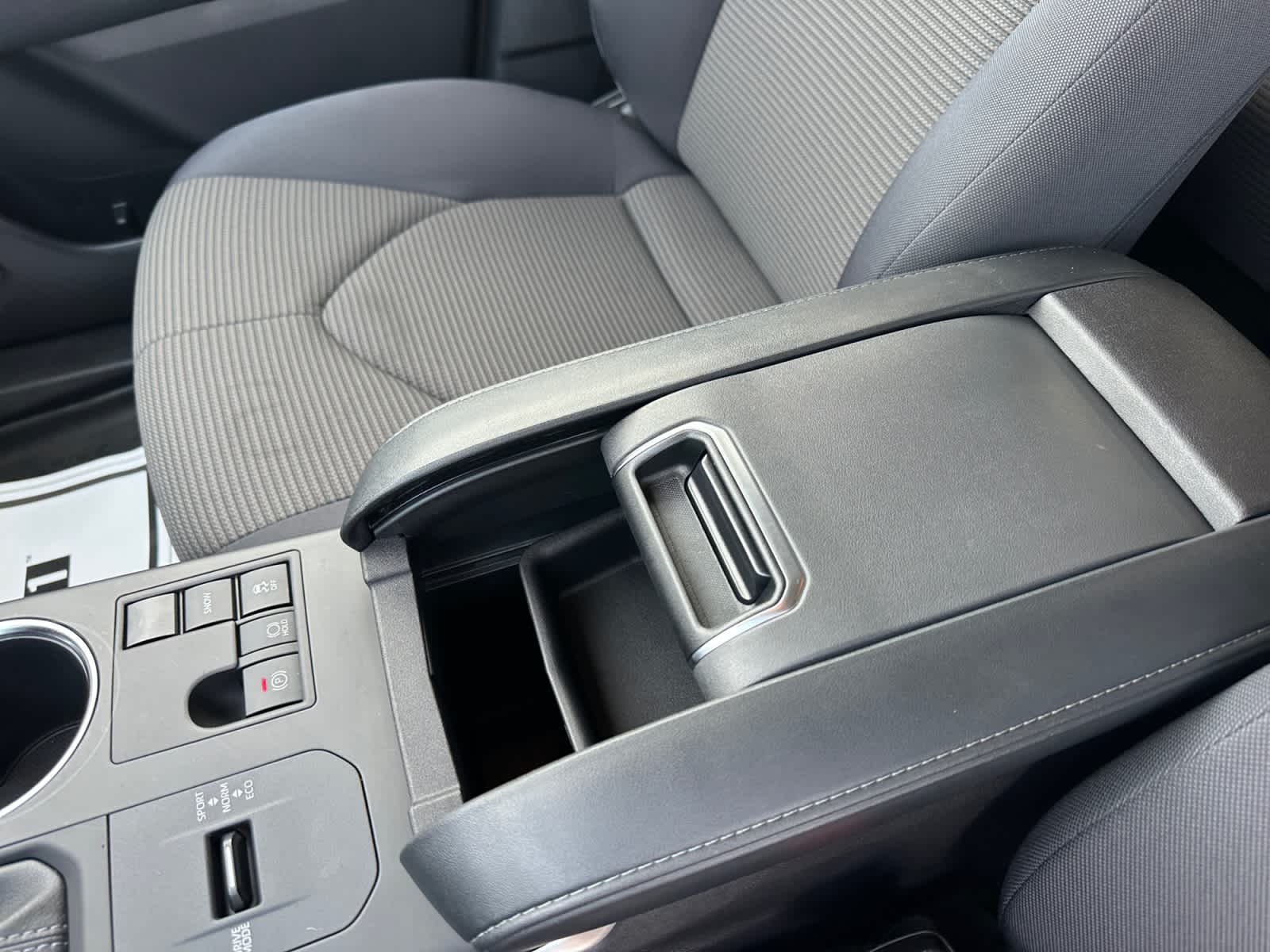 Used 2023 Toyota Highlander SUV
