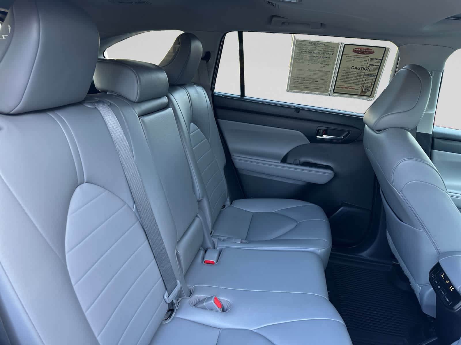 Used 2023 Toyota Highlander SUV