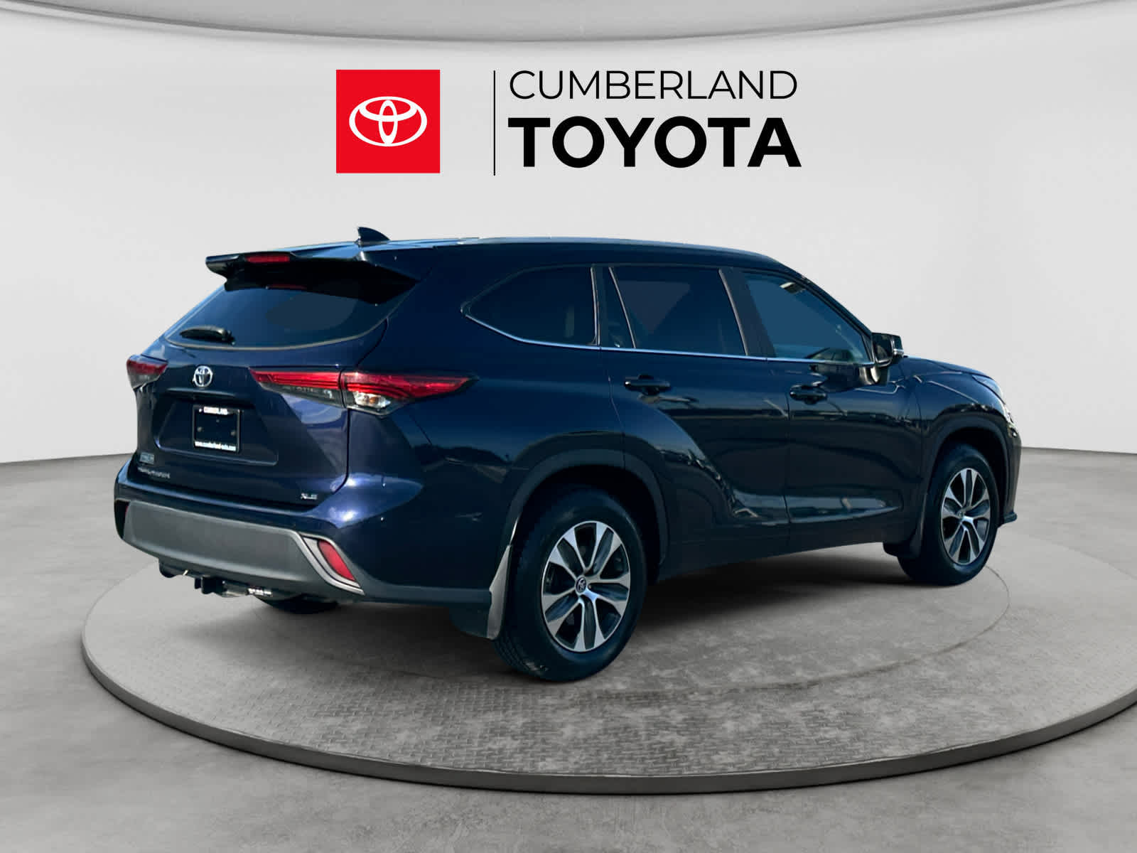 Used 2023 Toyota Highlander SUV