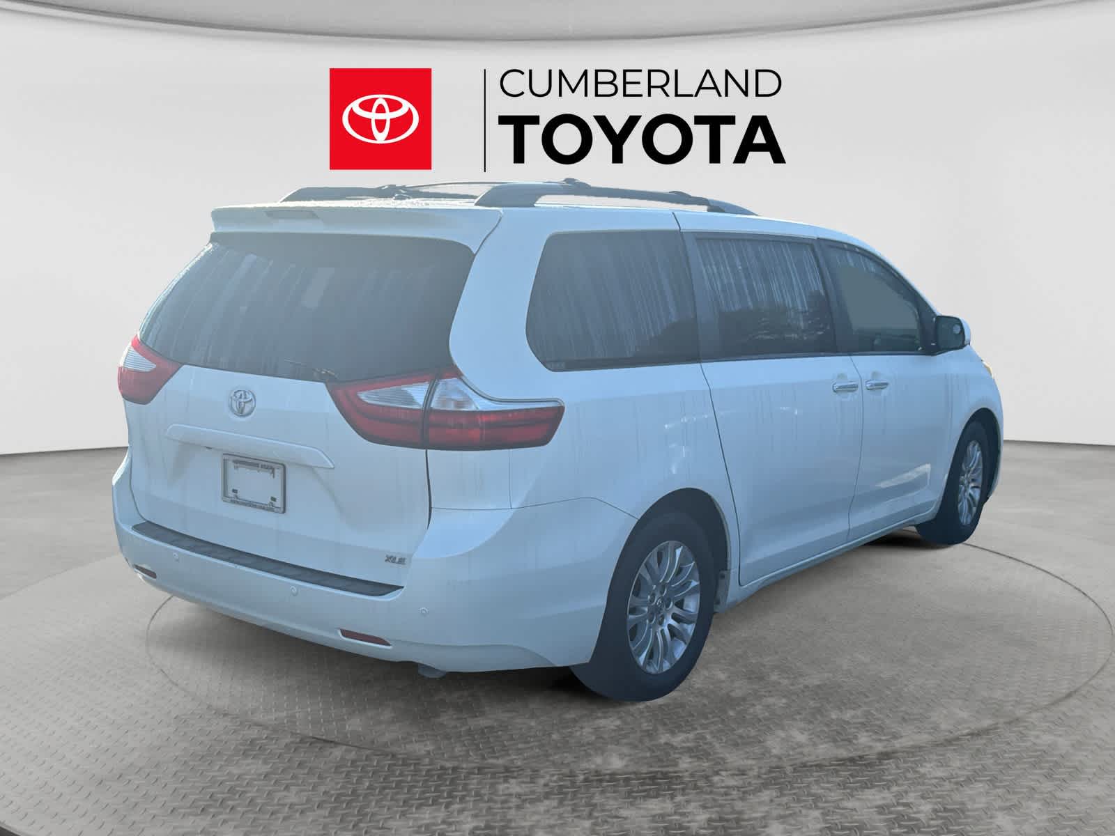 Used 2017 Toyota Sienna Van