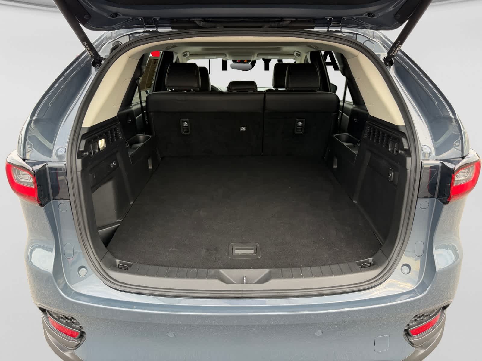 Used 2025 Mazda CX-70 SUV