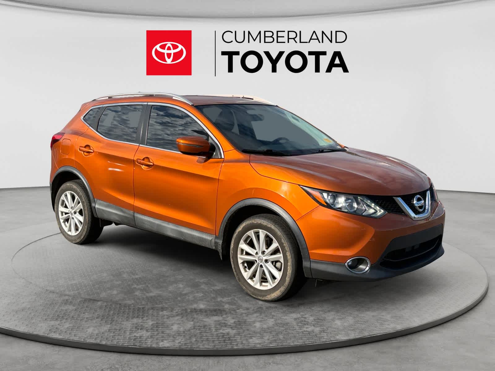 Used 2017 Nissan Rogue Sport Sedan