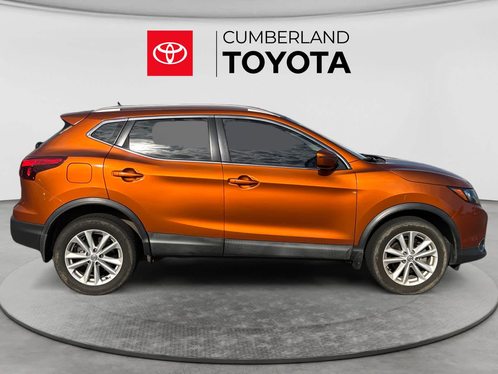 Used 2017 Nissan Rogue Sport Sedan