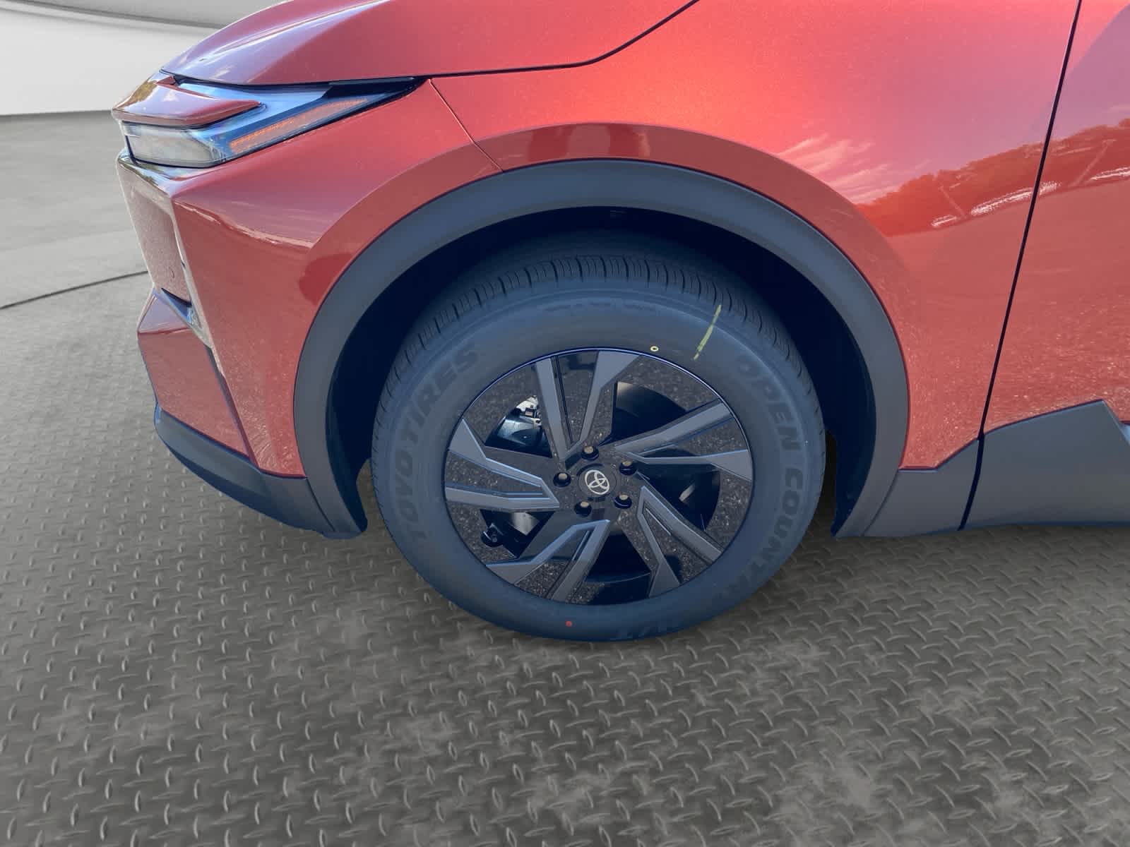 2026 Toyota C-HR SE - Photo 9