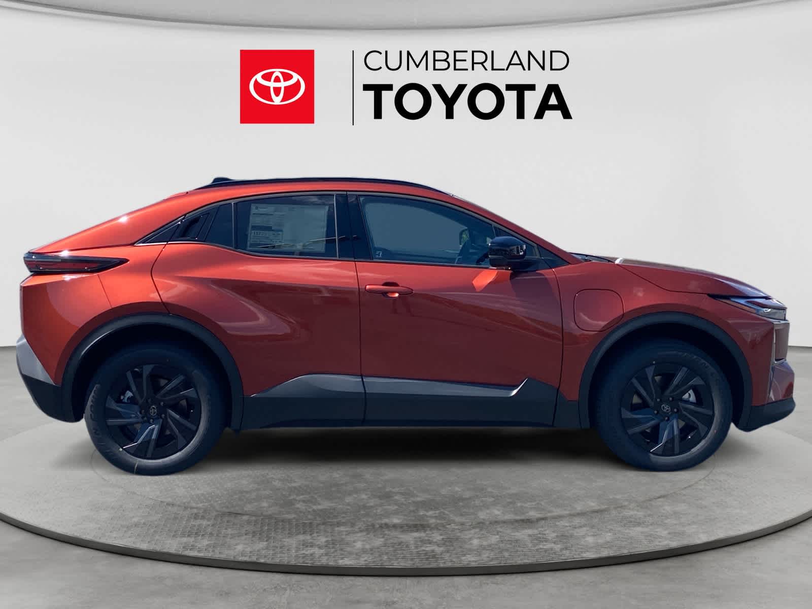 2026 Toyota C-HR SE - Photo 6