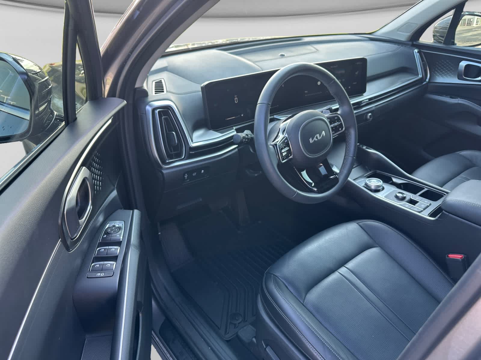 Used 2025 Kia Sorento Hybrid SUV