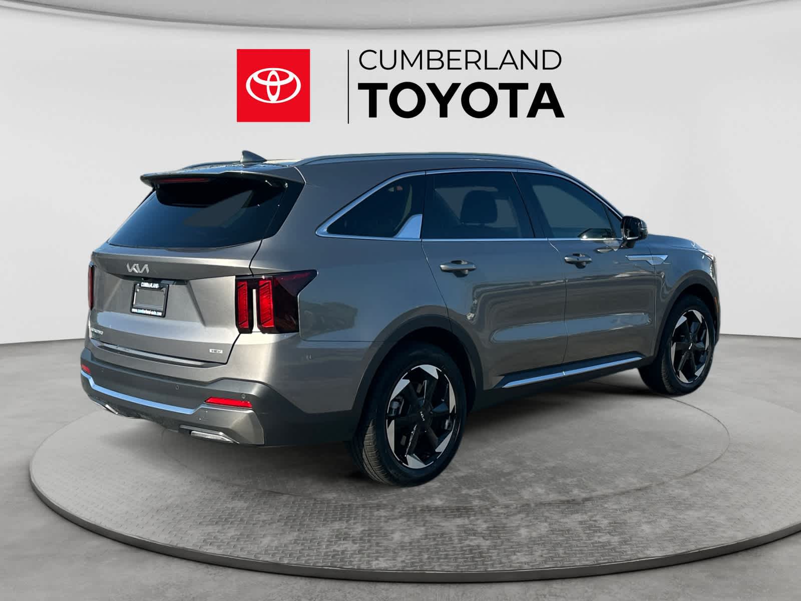 Used 2025 Kia Sorento Hybrid SUV