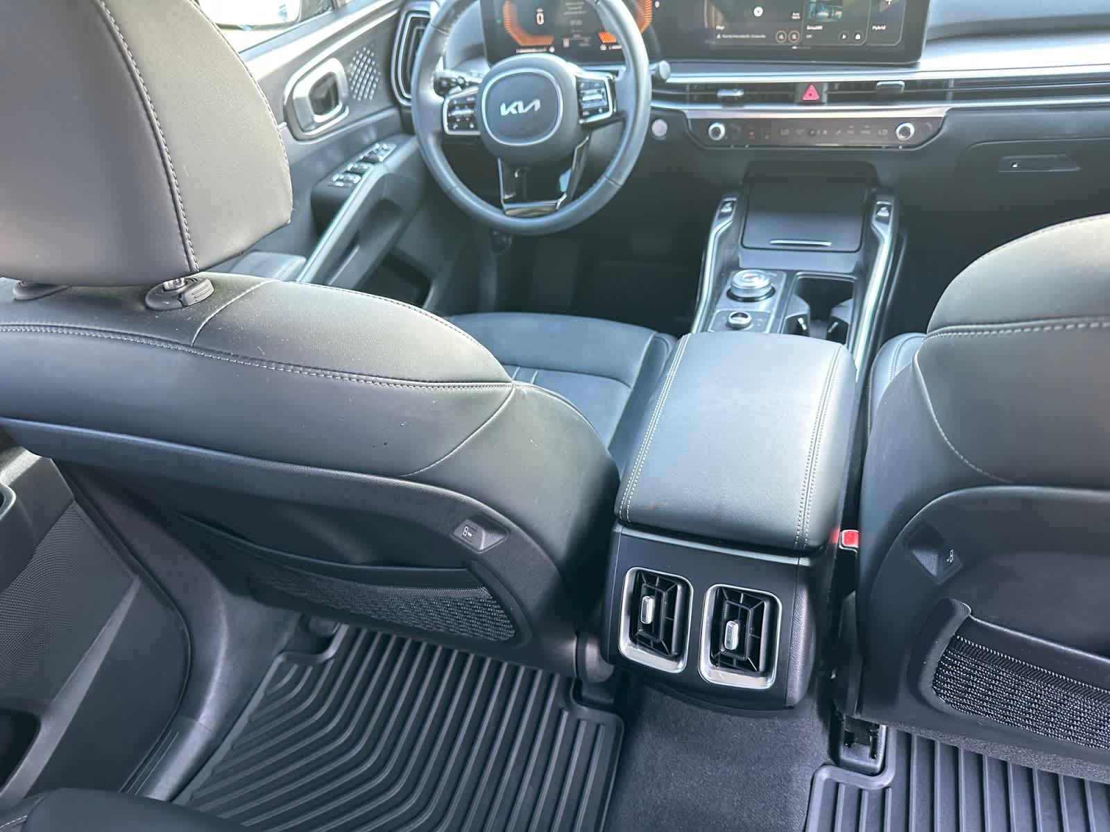 Used 2025 Kia Sorento Hybrid SUV