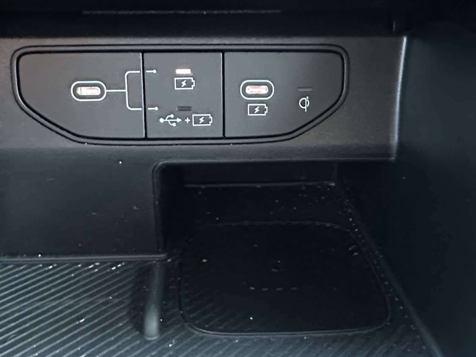 Used 2025 Kia Sorento Hybrid SUV