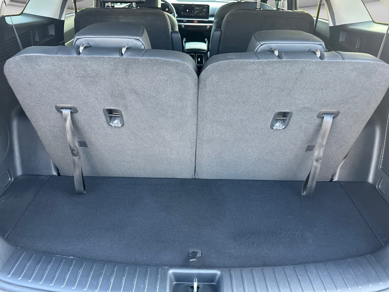 Used 2025 Kia Sorento Hybrid SUV
