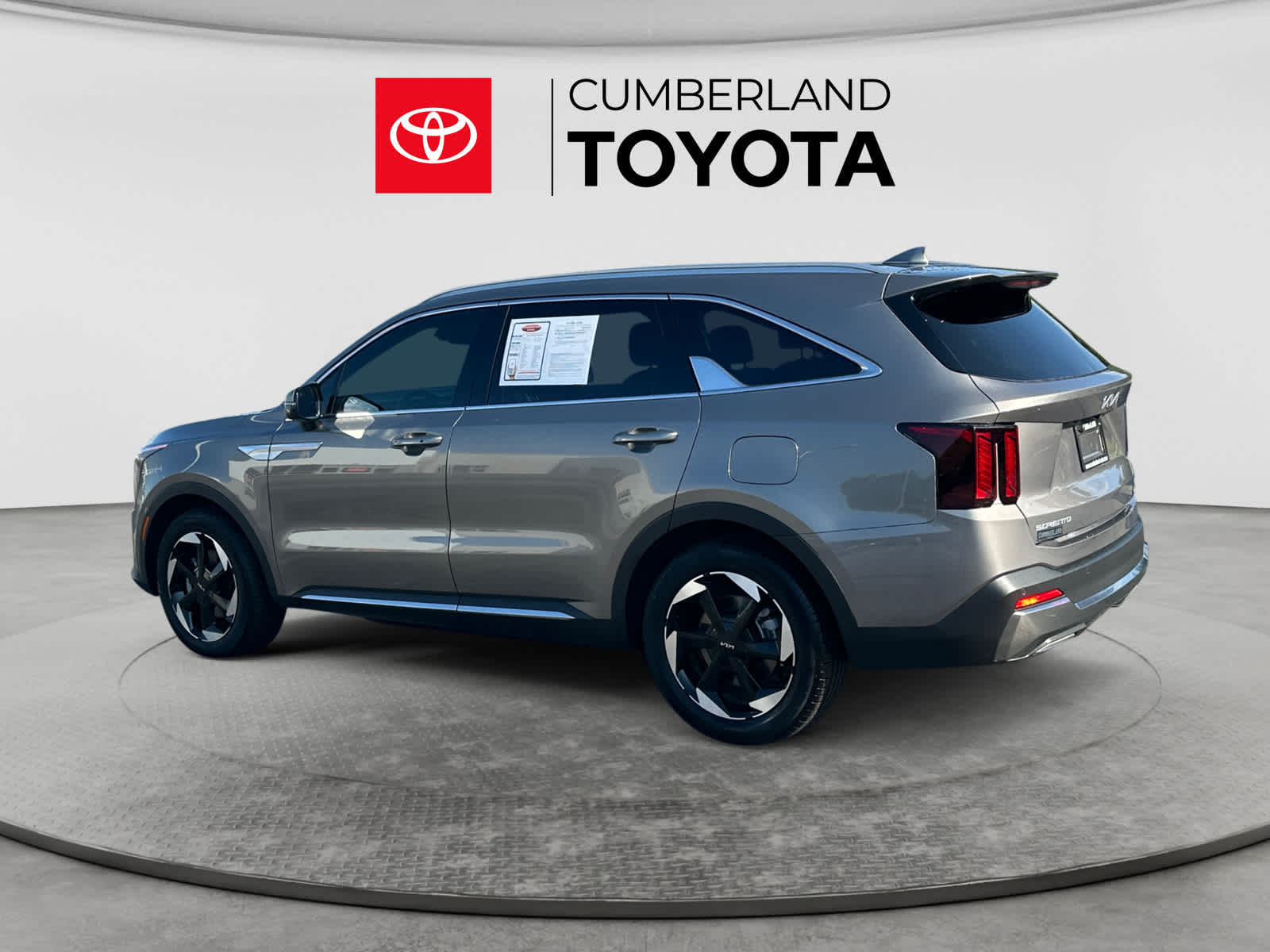 Used 2025 Kia Sorento Hybrid SUV