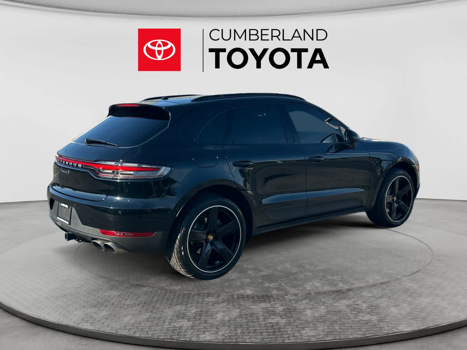Used 2021 Porsche Macan SUV
