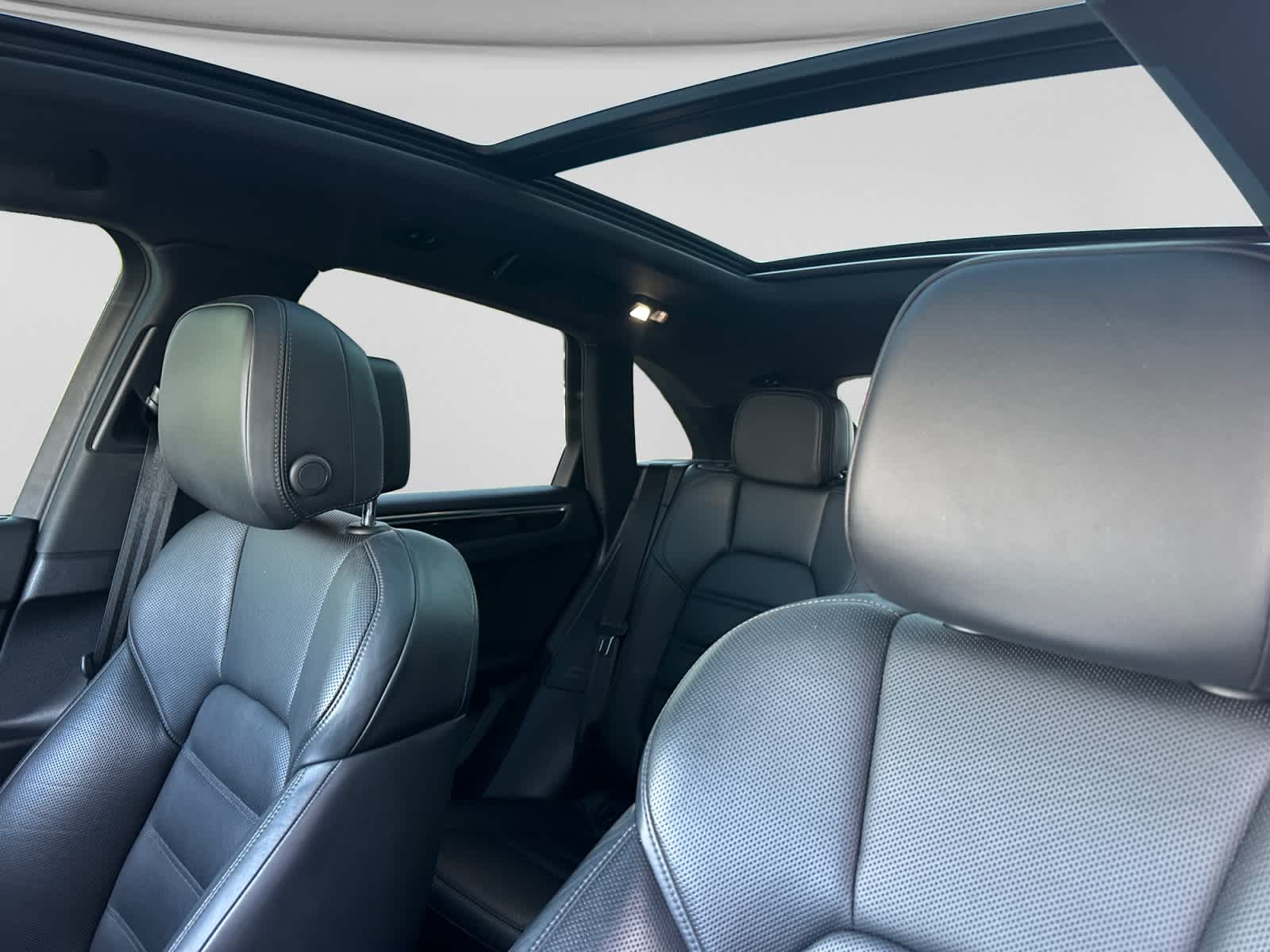 Used 2021 Porsche Macan SUV