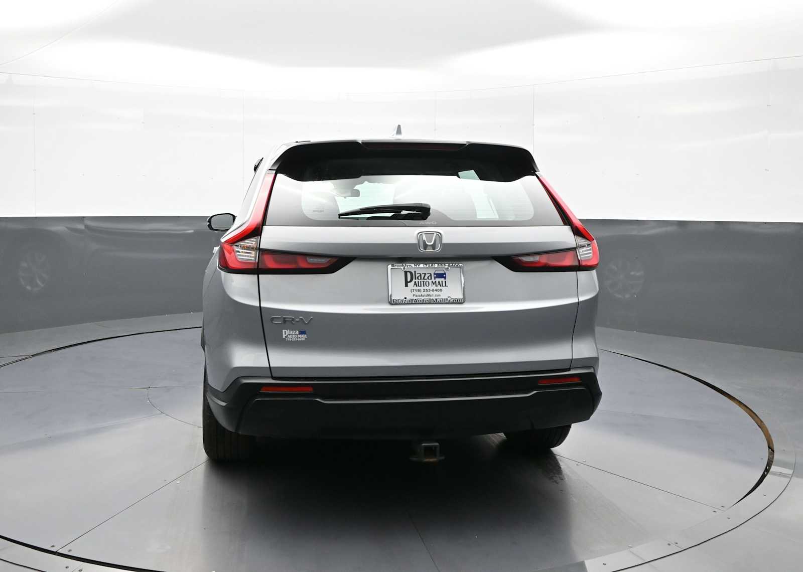 View vehicle photo 7