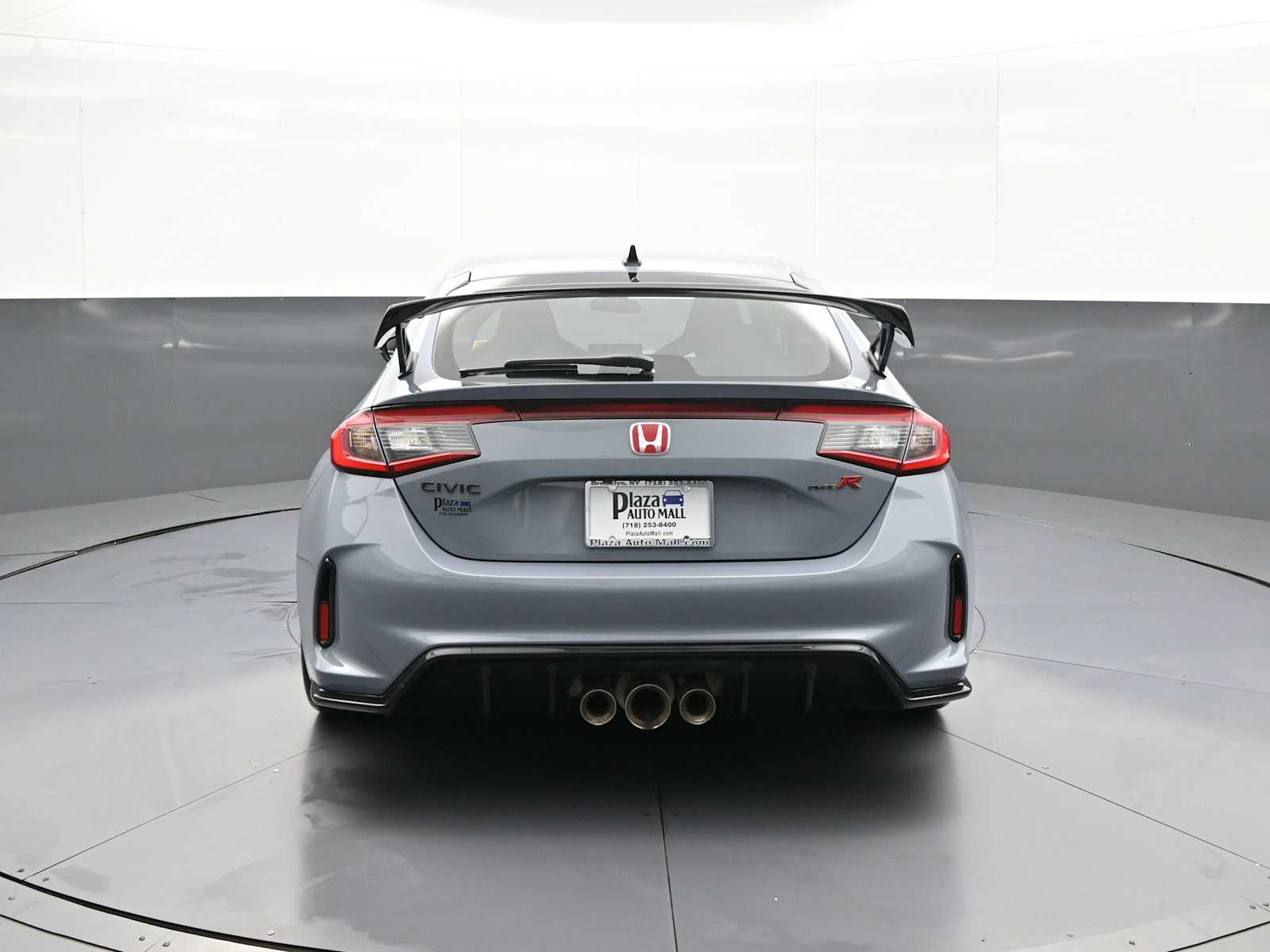 View vehicle photo 7