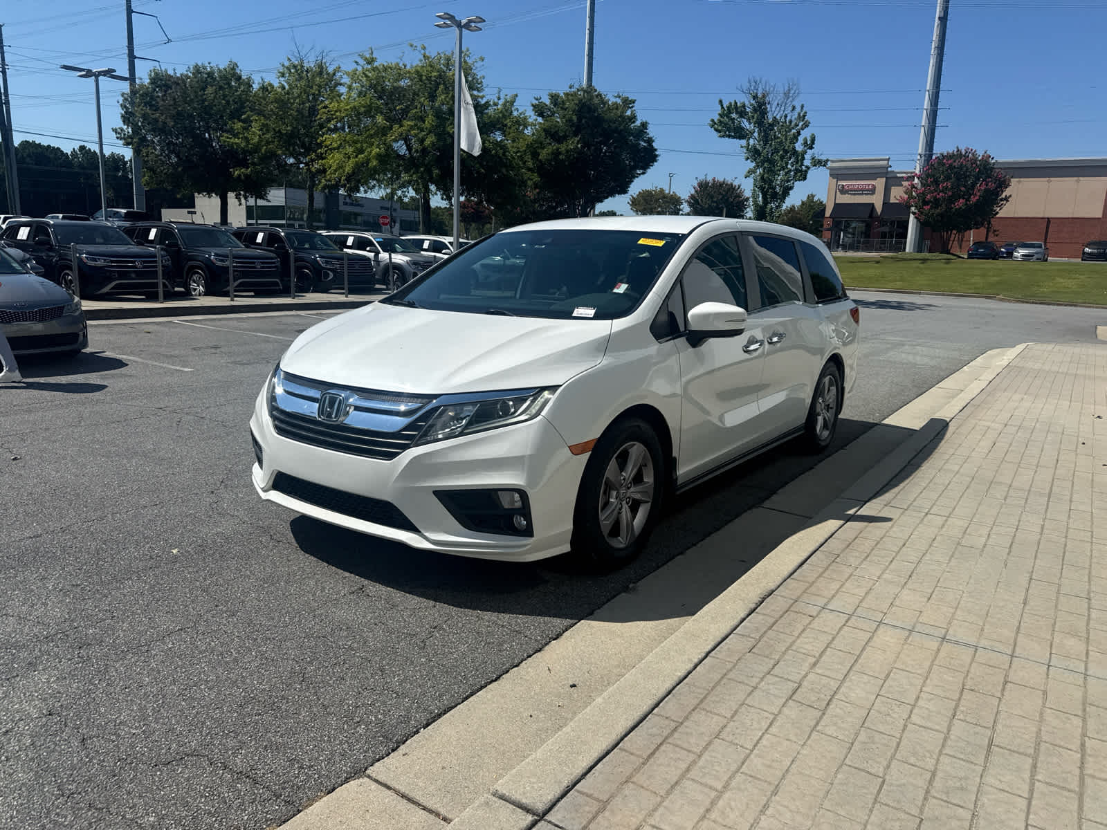 View vehicle photo 3