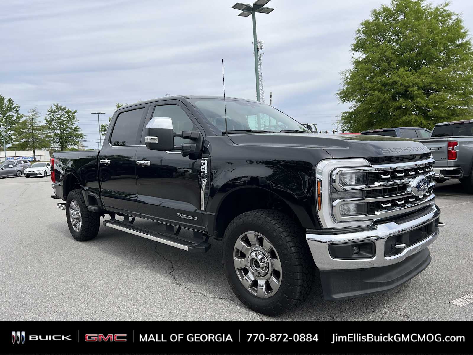 Agate Black Metallic 2024 Ford F-350 Super Duty Pickup Truck Four-Wheel Drive Automatic