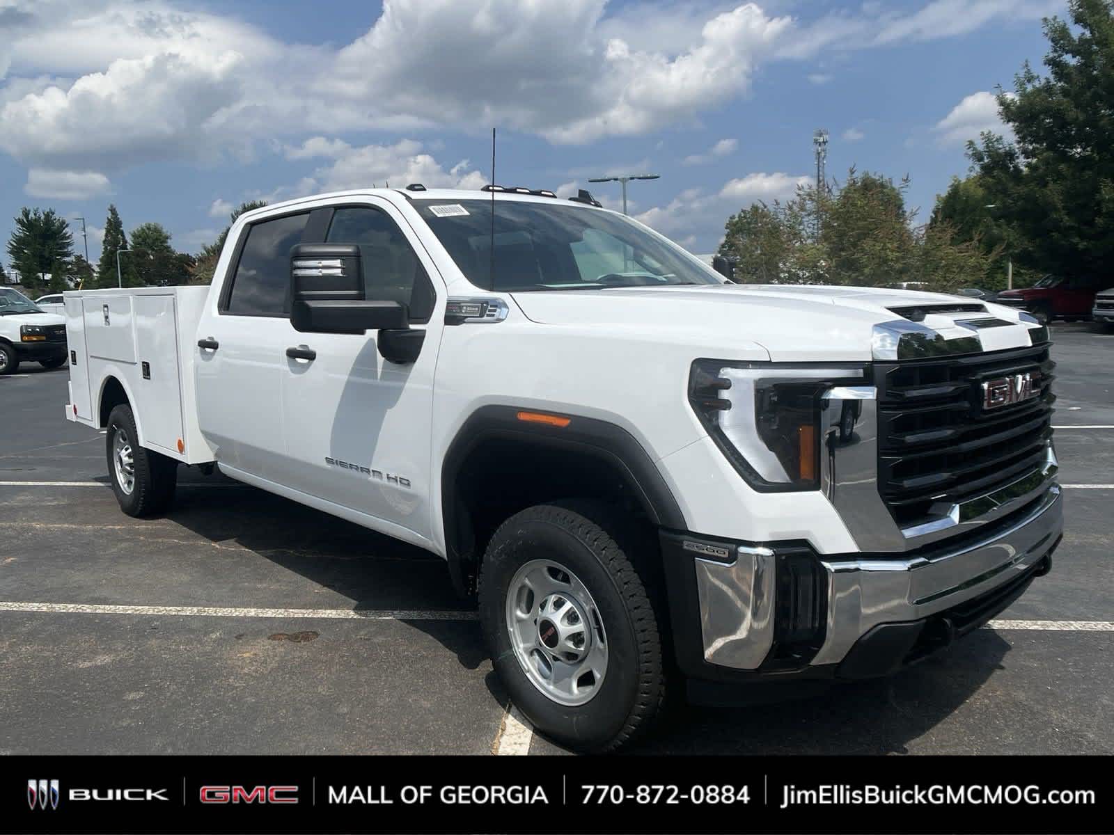 2024 GMC Sierra 2500HD Pro Crew Cab LB RWD