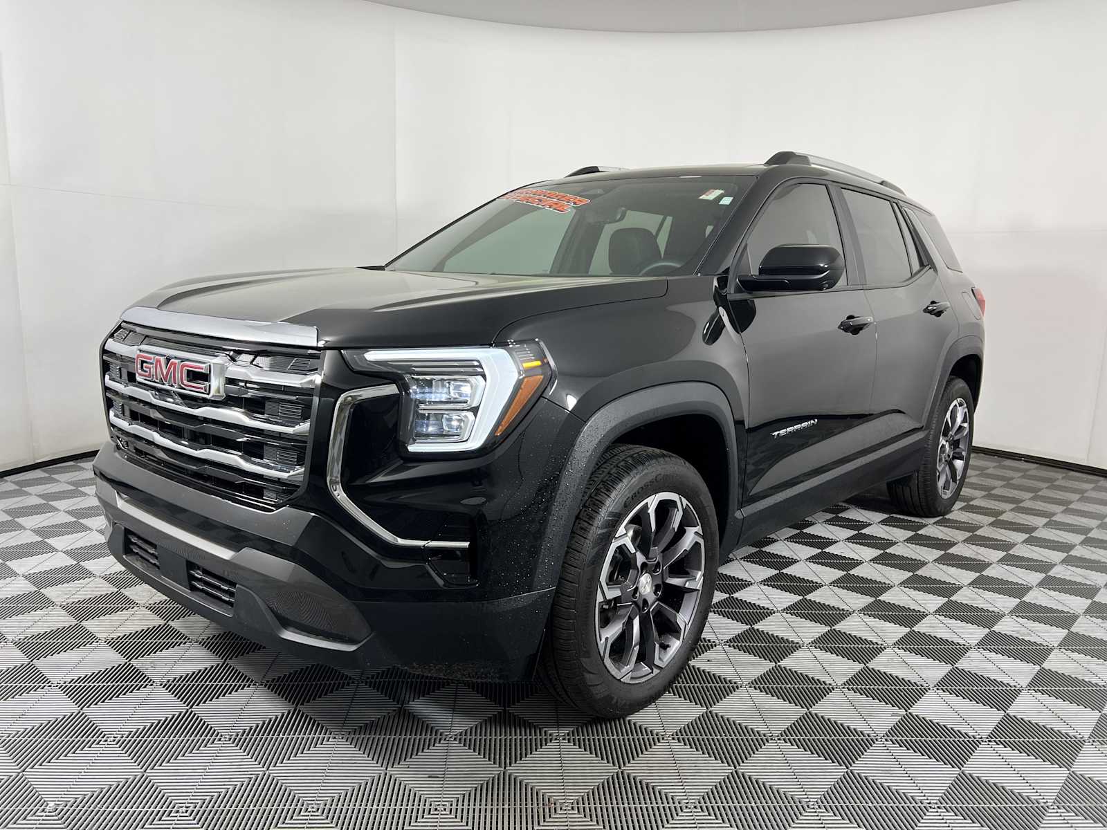 View vehicle photo 3