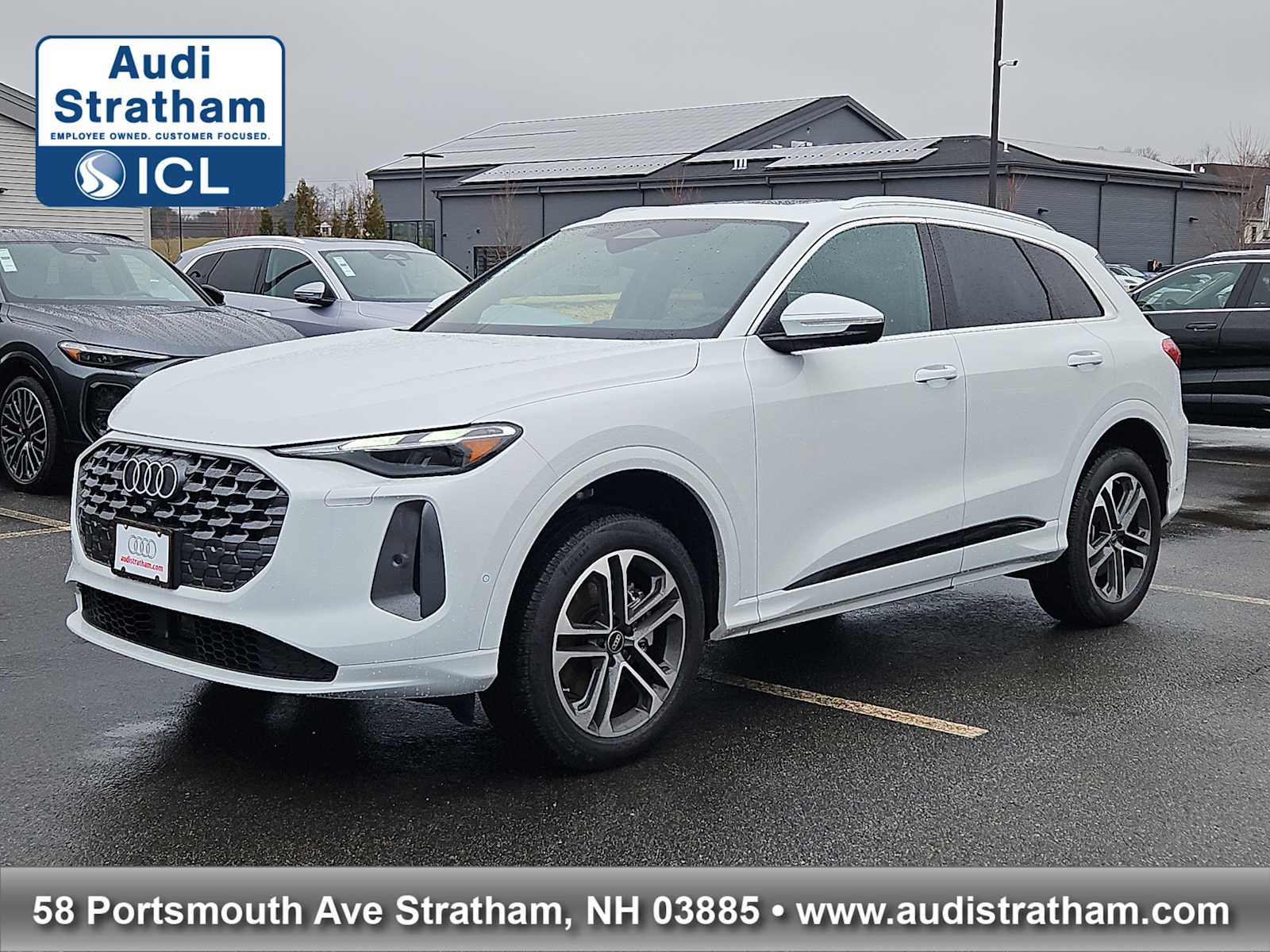 Glacier White Metallic 2025 Audi Q5 quattro Premium 40 TFSI SUV / Crossover All-Wheel Drive 7-Speed Automatic