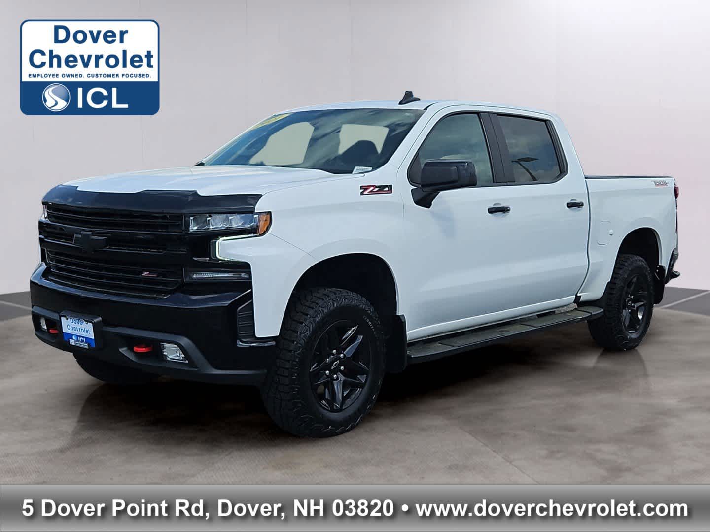 Summit White 2021 Chevrolet Silverado 1500 LT Trail Boss Crew Cab 4WD Pickup Truck Four-Wheel Drive Automatic