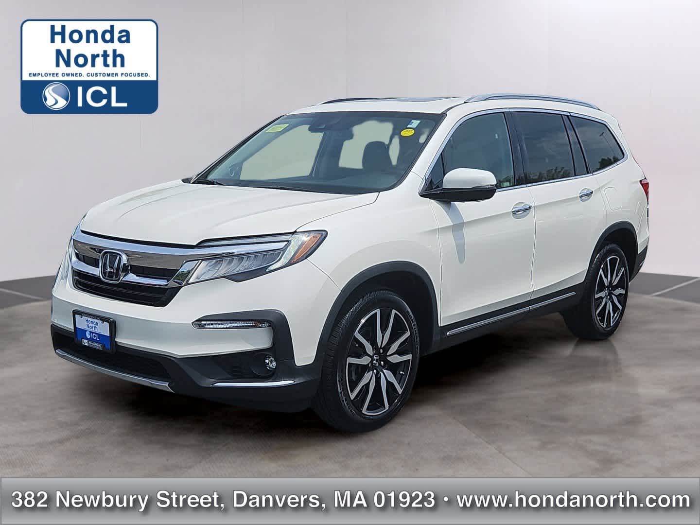 White Diamond Pearl 2019 Honda Pilot Touring AWD with Rear Captain's Chairs SUV / Crossover All-Wheel Drive 9-Speed Automatic
