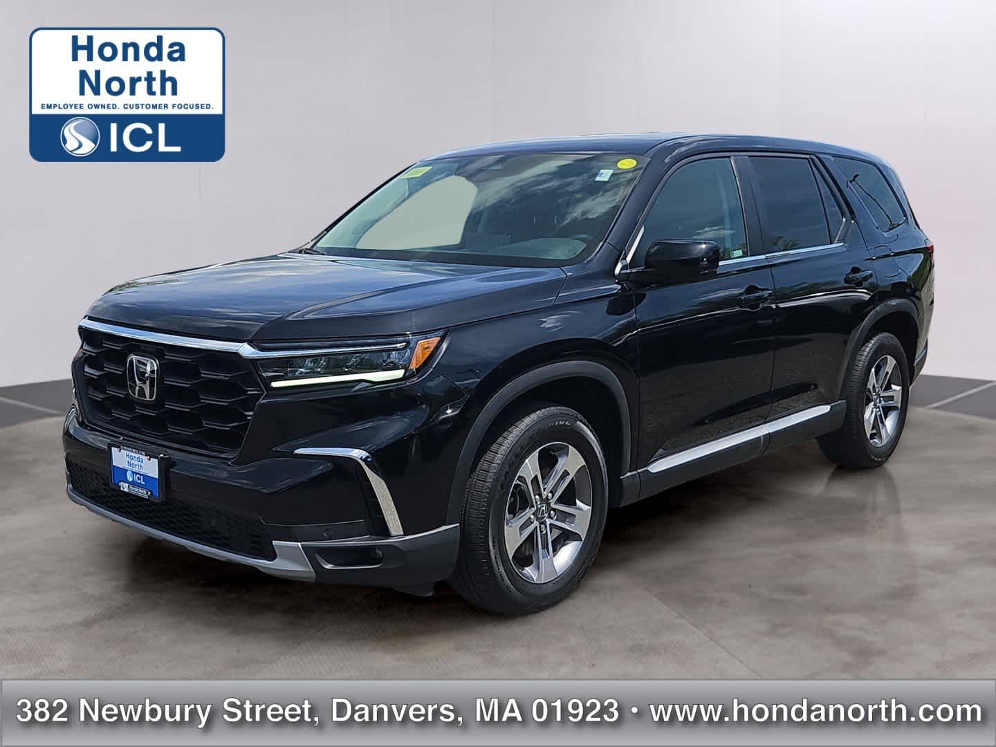 Crystal Black Pearl 2023 Honda Pilot EX-L AWD with Captains Chairs SUV / Crossover All-Wheel Drive Automatic