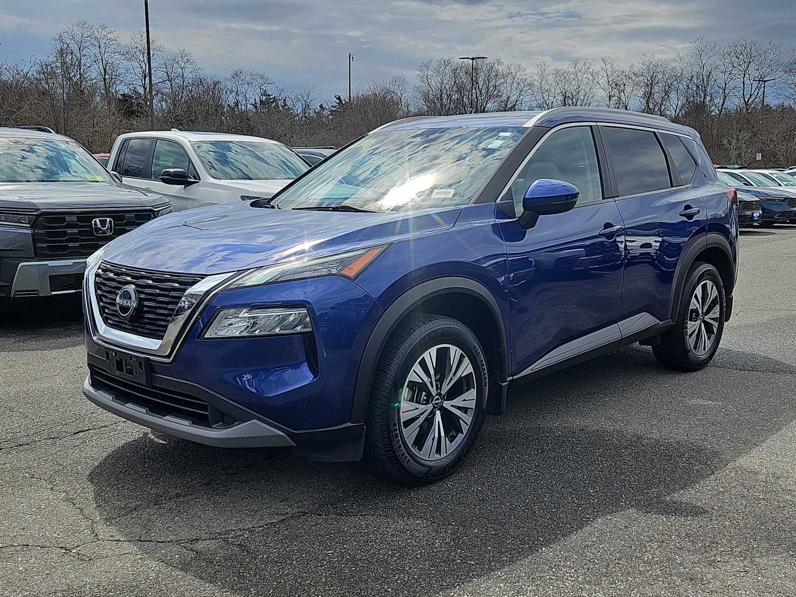 Caspian Blue Metallic 2022 Nissan Rogue SV AWD SUV / Crossover All-Wheel Drive Continuously Variable Transmission