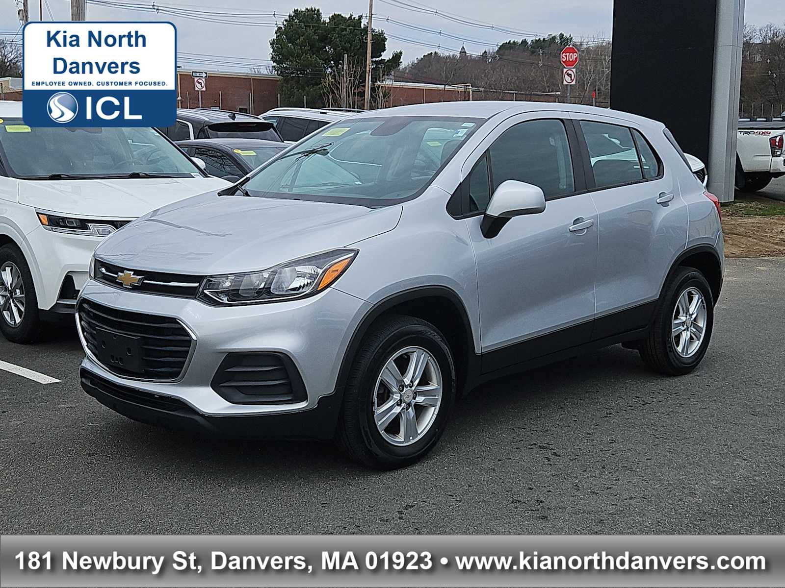 Silver Ice Metallic 2017 Chevrolet Trax LS AWD SUV / Crossover All-Wheel Drive 6-Speed Automatic