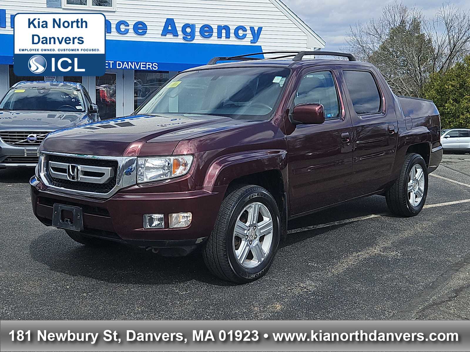Dark Cherry Pearl 2011 Honda Ridgeline RTL Pickup Truck Four-Wheel Drive 5-Speed Automatic