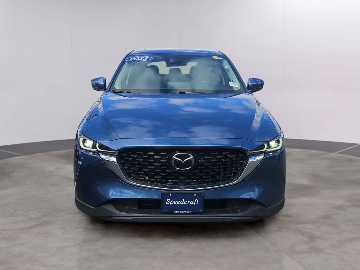 View vehicle photo 2