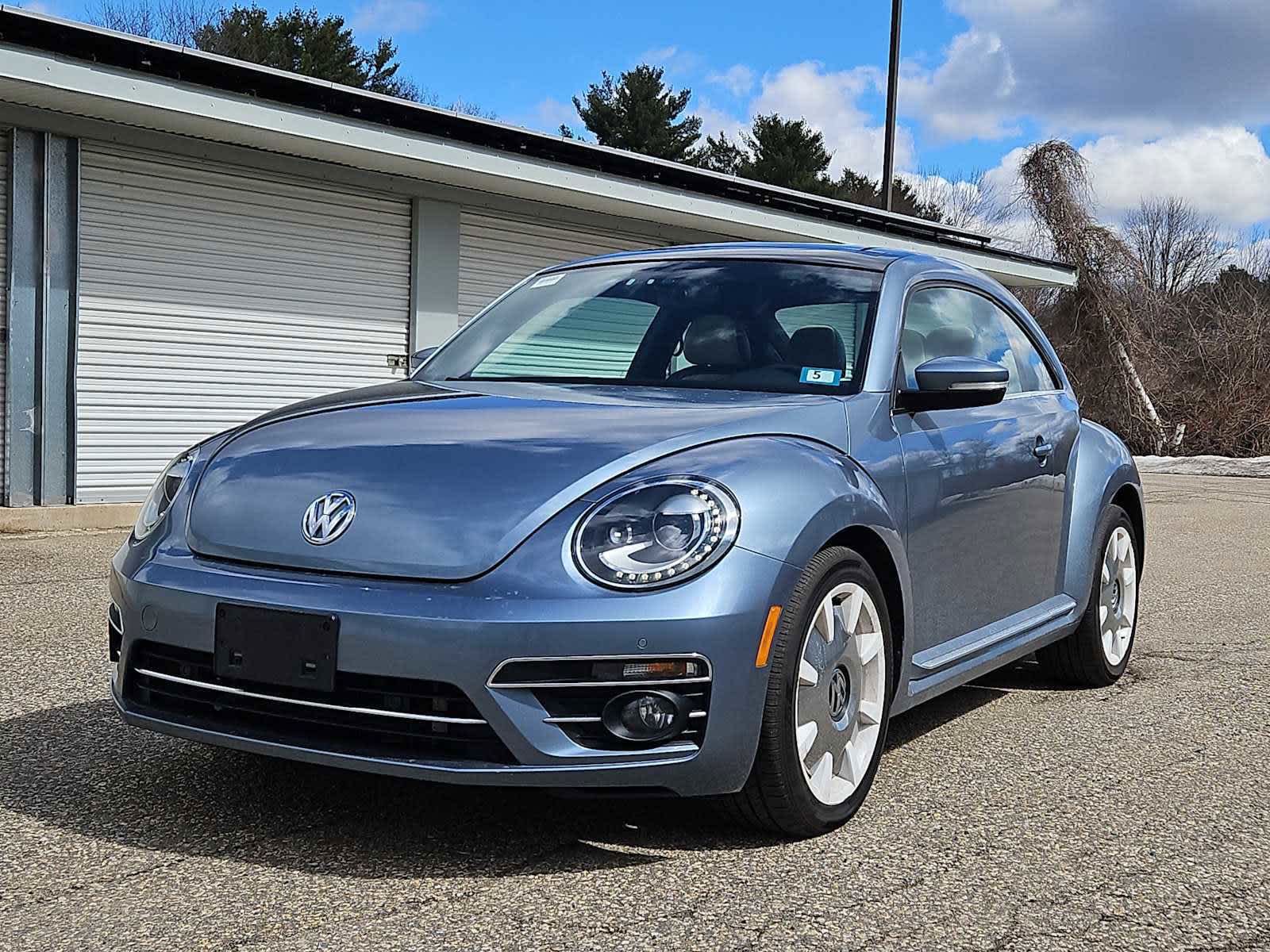 2019 Volkswagen Beetle 2.0T Final Edition SEL Hatchback FWD
