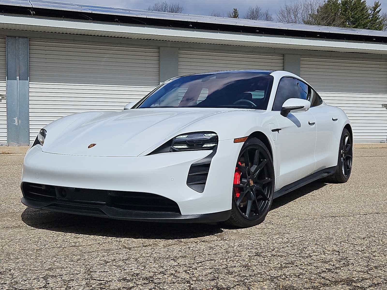 2022 Porsche Taycan GTS Sedan AWD