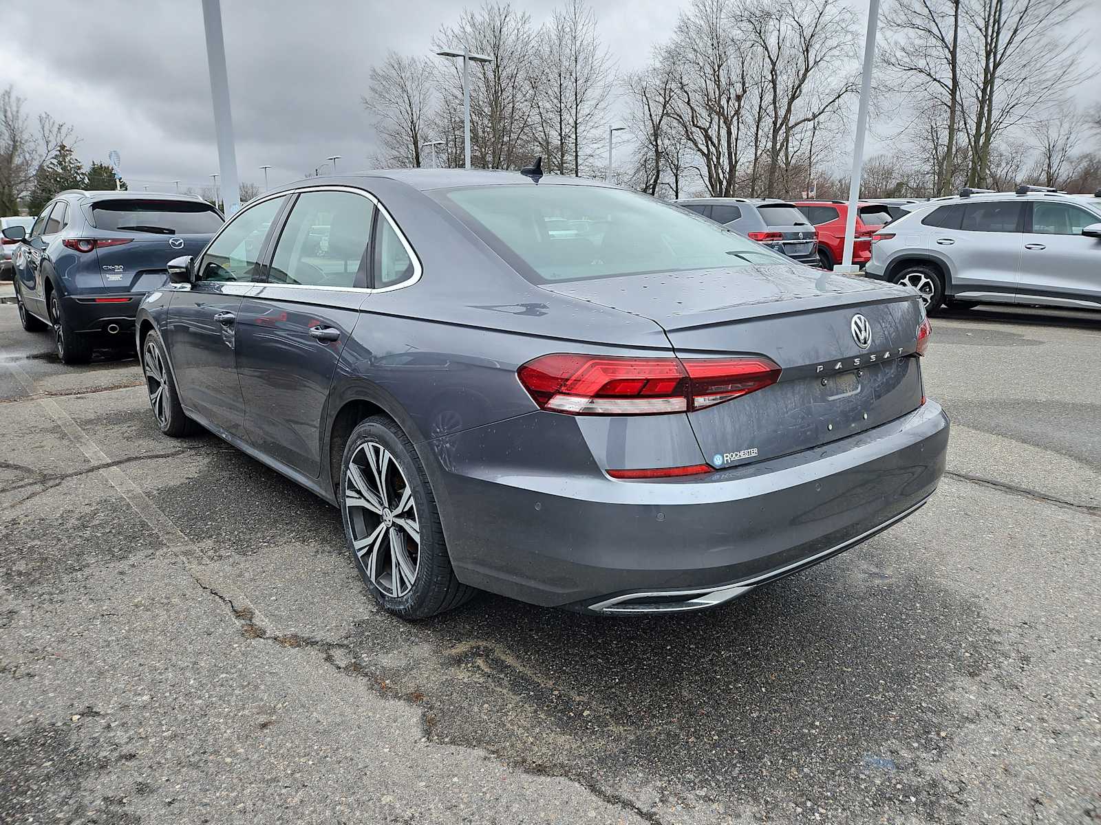 View vehicle photo 3