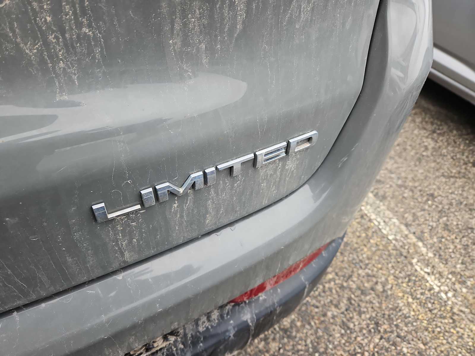 View vehicle photo 4