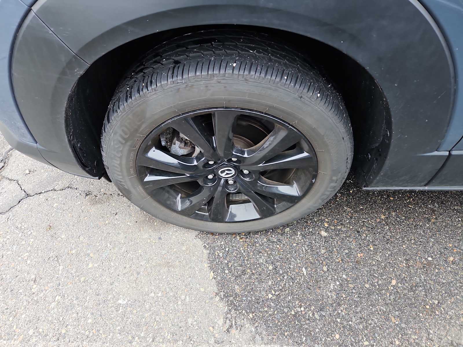 View vehicle photo 2