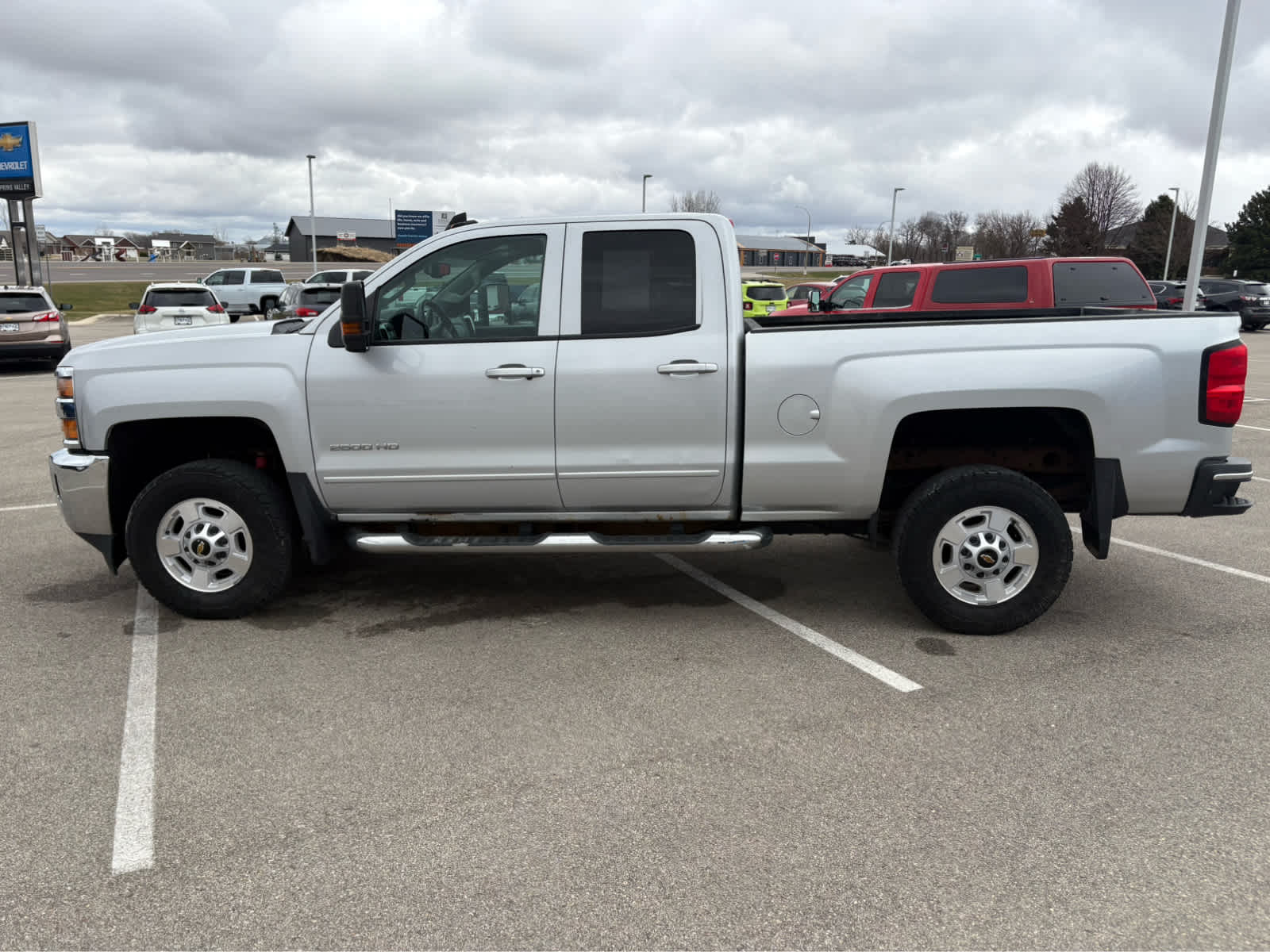 View vehicle photo 6