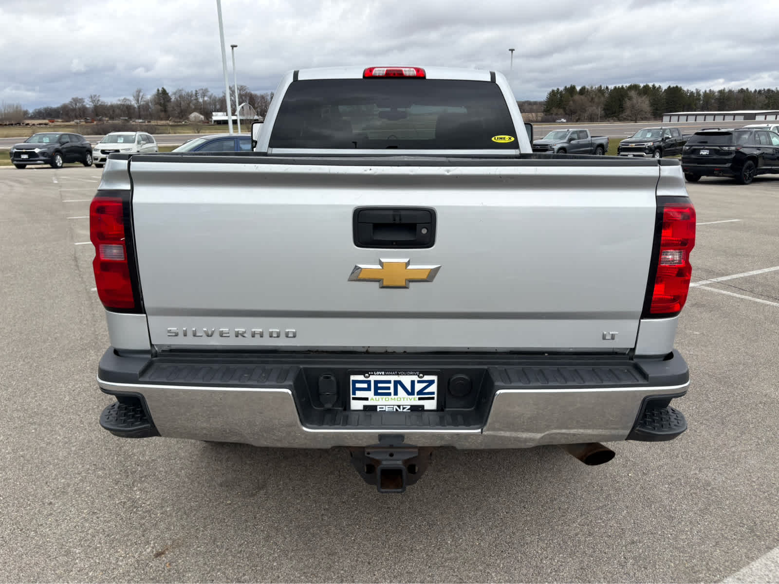 View vehicle photo 4