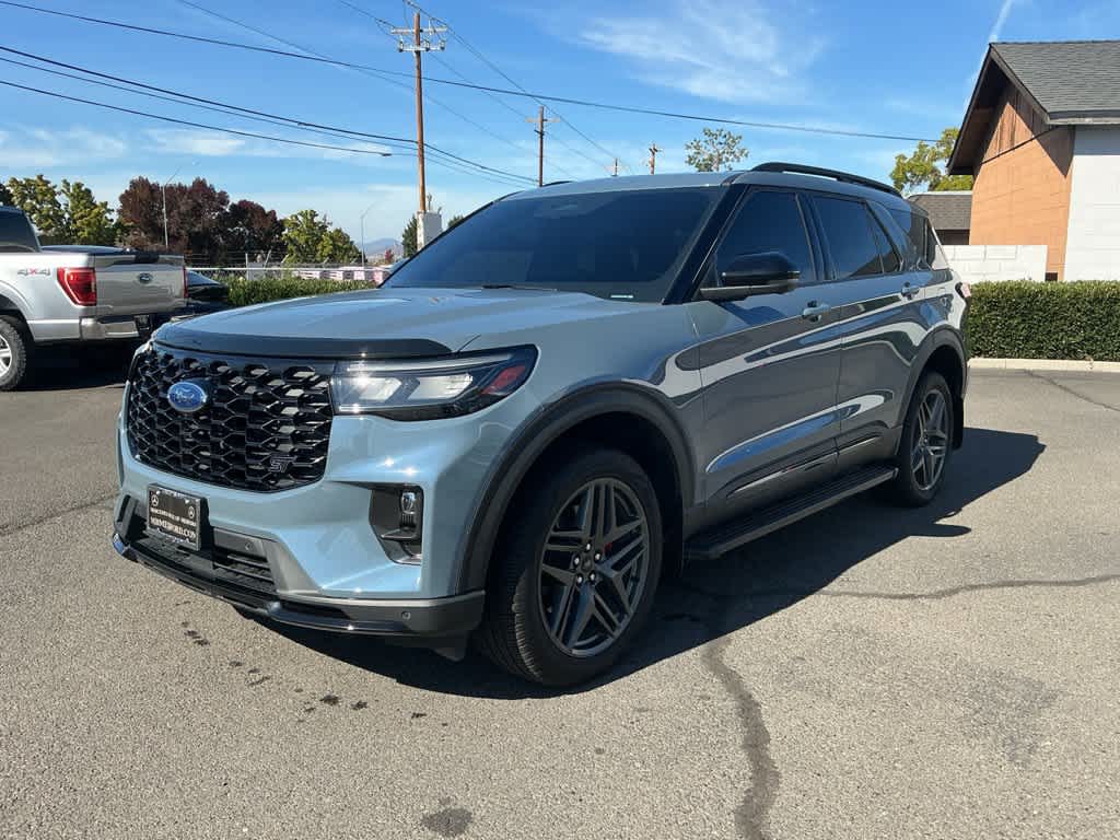 2025 Ford Explorer