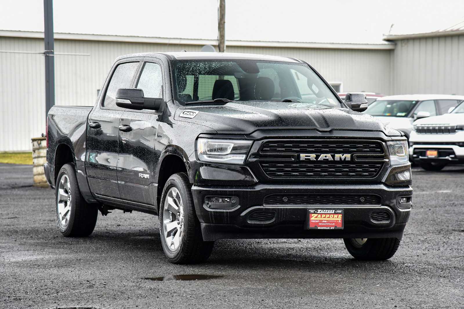 Diamond Black Crystal Pearlcoat 2022 RAM 1500 Big Horn Crew Cab 4WD Pickup Truck Four-Wheel Drive 8-Speed Automatic