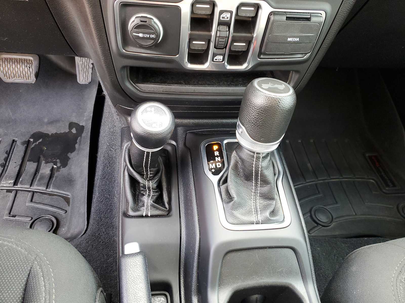 2021 Jeep Wrangler Unlimited Sahara - Photo 29