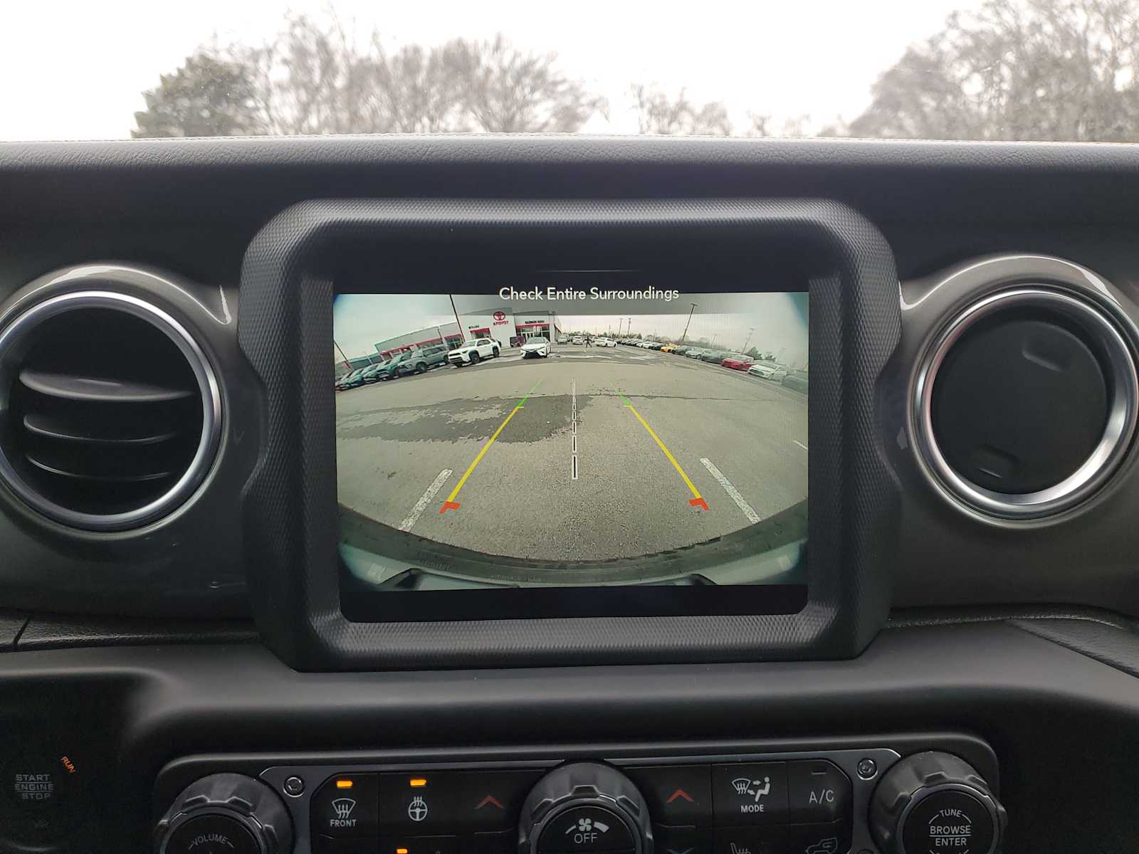 2021 Jeep Wrangler Unlimited Sahara - Photo 27