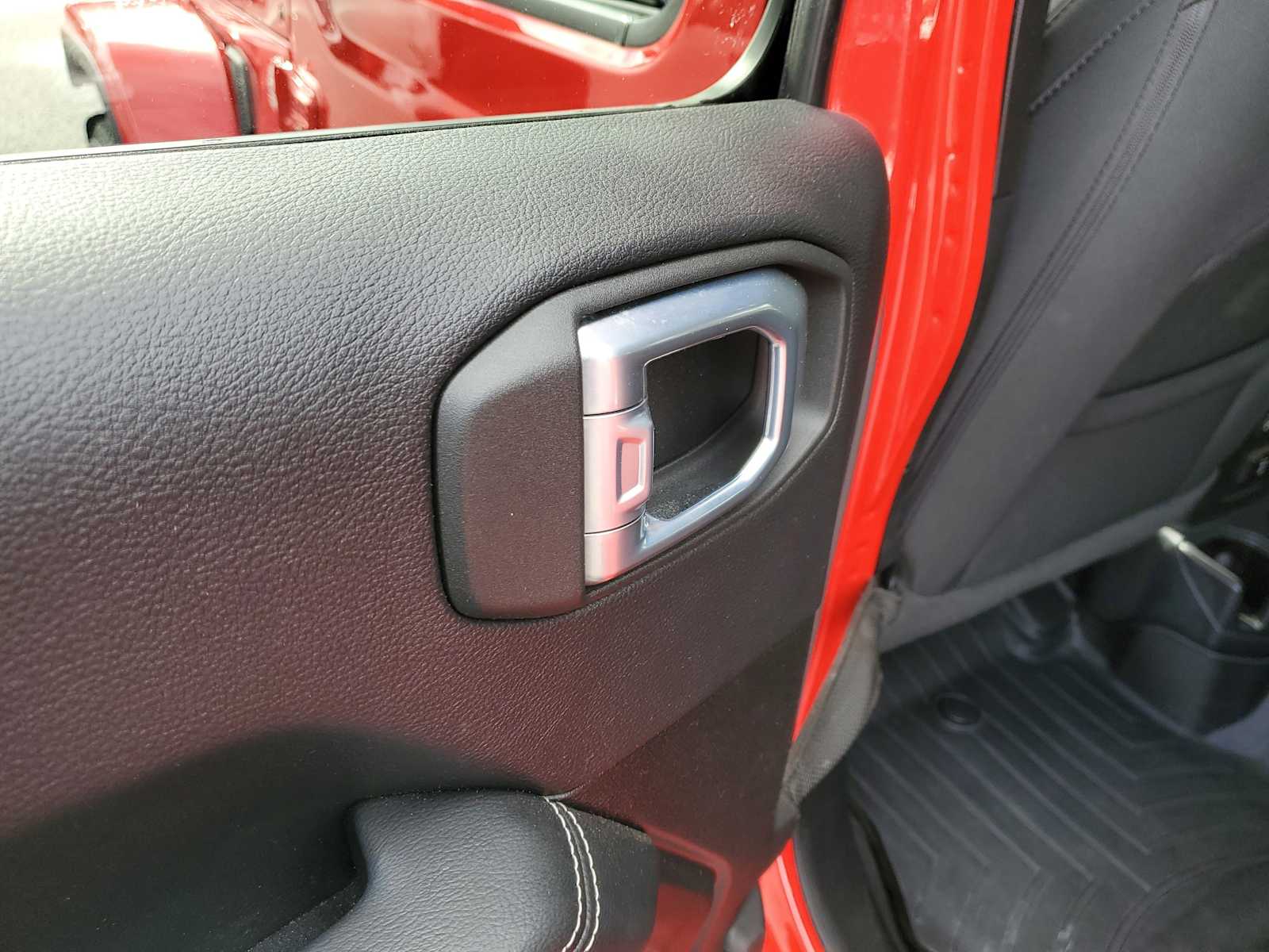 2021 Jeep Wrangler Unlimited Sahara - Photo 9