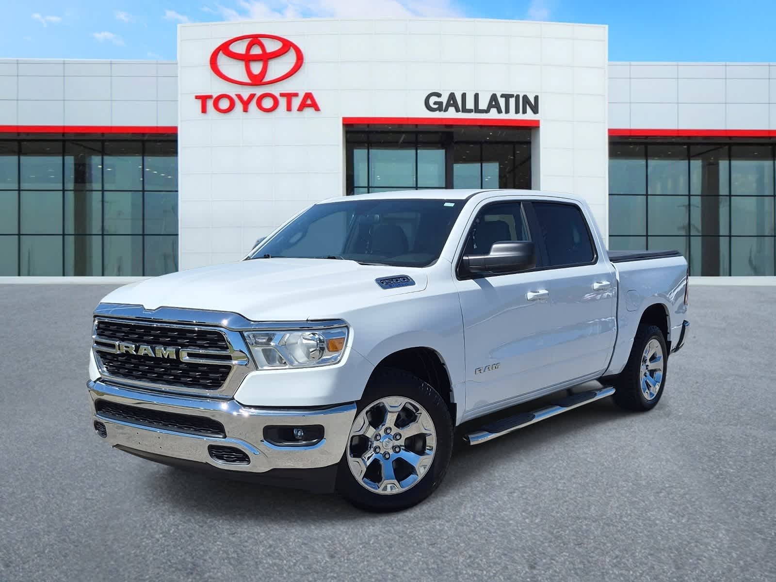 2022 RAM 1500 Big Horn/Lone Star 4x4 Crew Cab 5'7's photo