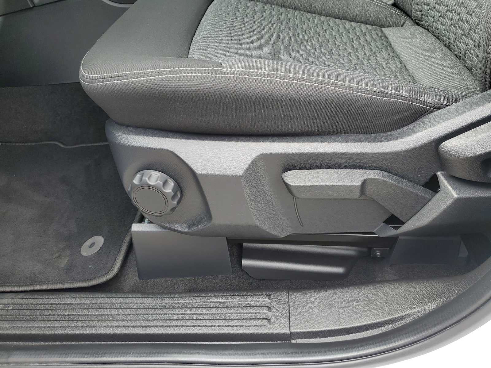 2024 Ford Ranger XLT - Photo 18